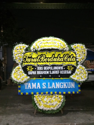Papan Bunga Duka di Gentingsari